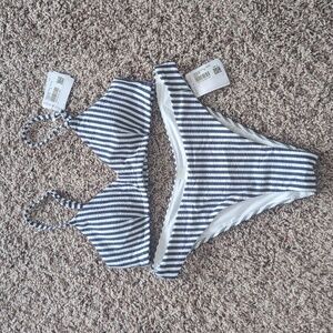 NWT Lululemon Seersucker Bikini Bottoms Only size M